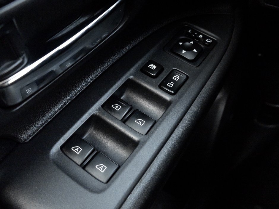 2020 Mitsubishi Outlander SEL S-AWC-10