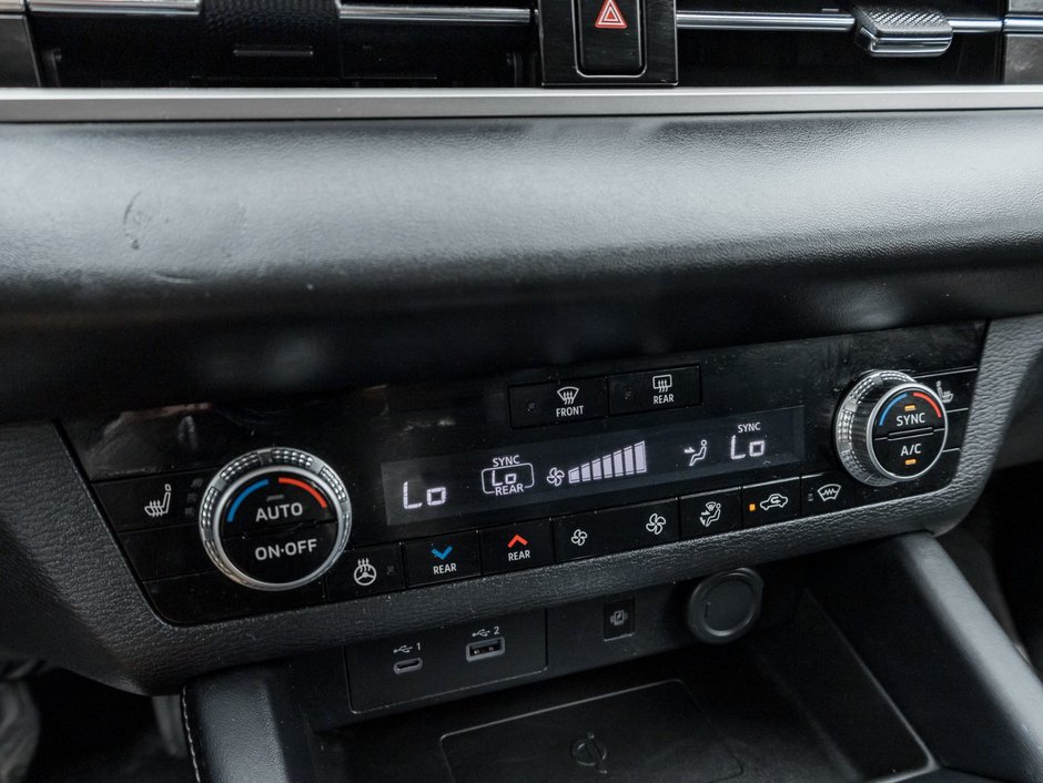 2022 Mitsubishi Outlander LE S-AWC-17