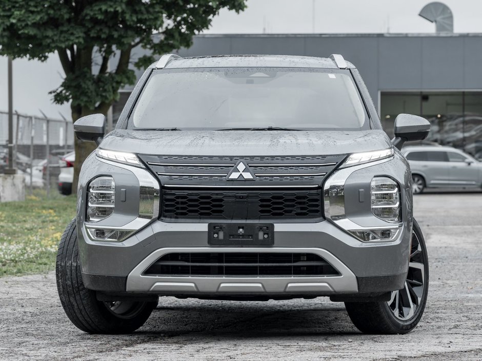 2022 Mitsubishi Outlander LE S-AWC-1