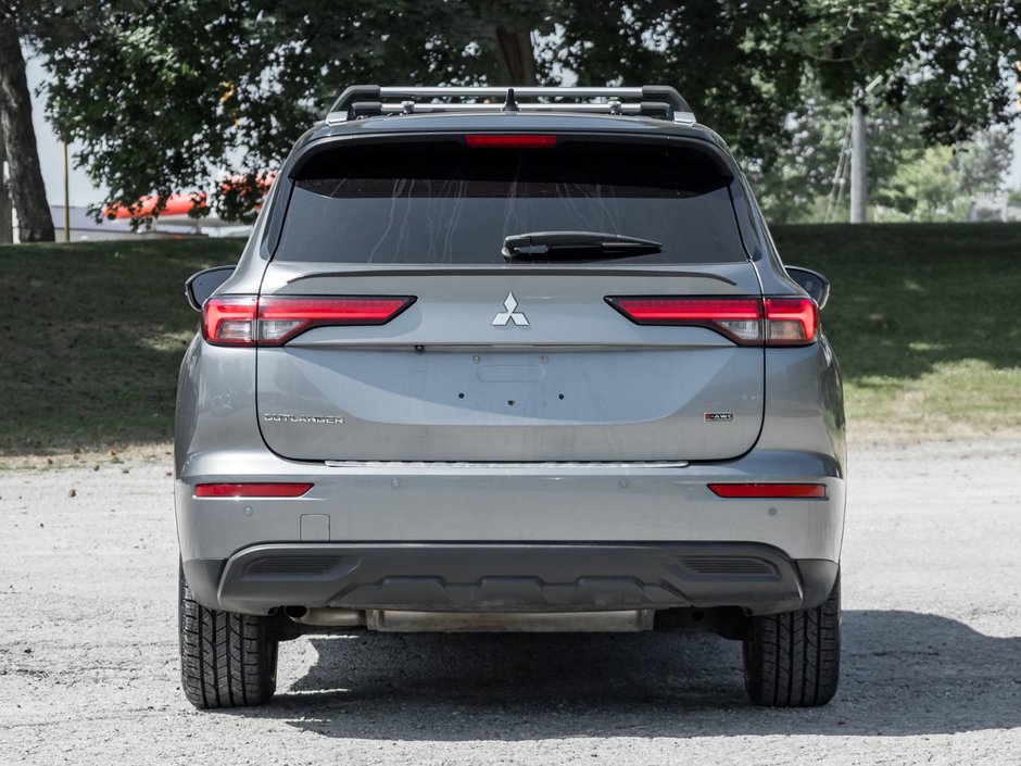 2022 Mitsubishi Outlander ES S-AWC-5