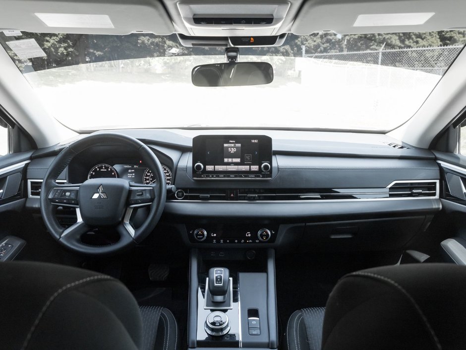 2022 Mitsubishi Outlander ES S-AWC-22