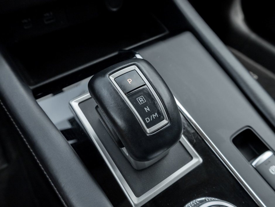 2023 Mitsubishi Outlander LE S-AWC-15
