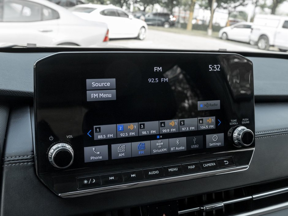 2023 Mitsubishi Outlander LE S-AWC-19
