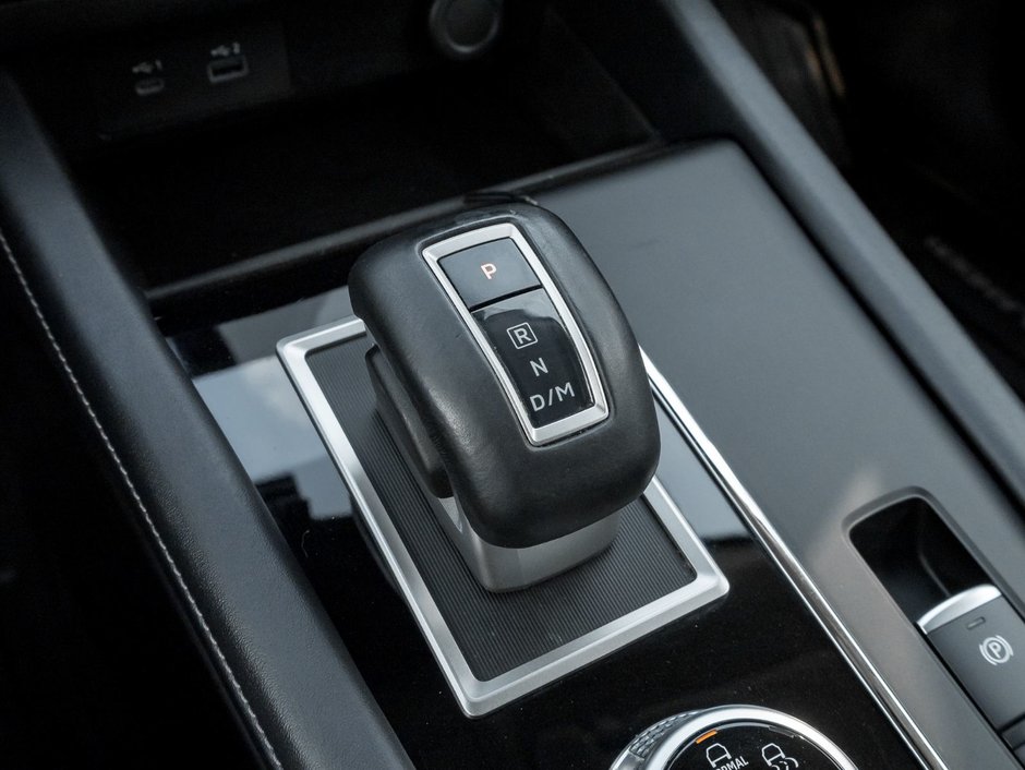 2023 Mitsubishi Outlander LE S-AWC-15