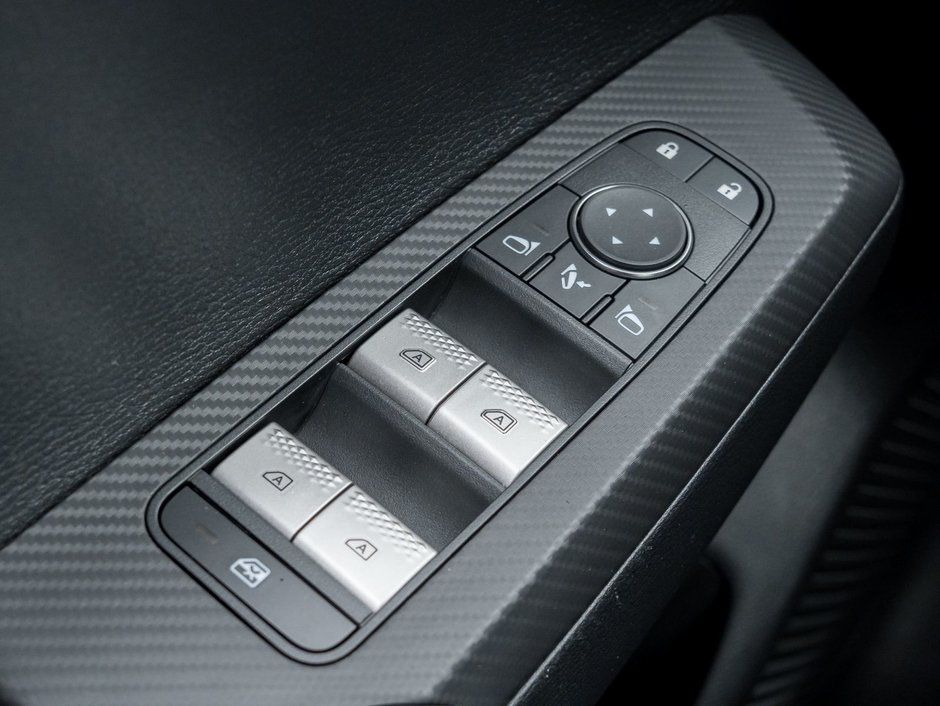 2024 Mitsubishi Outlander GT S-AWC-12