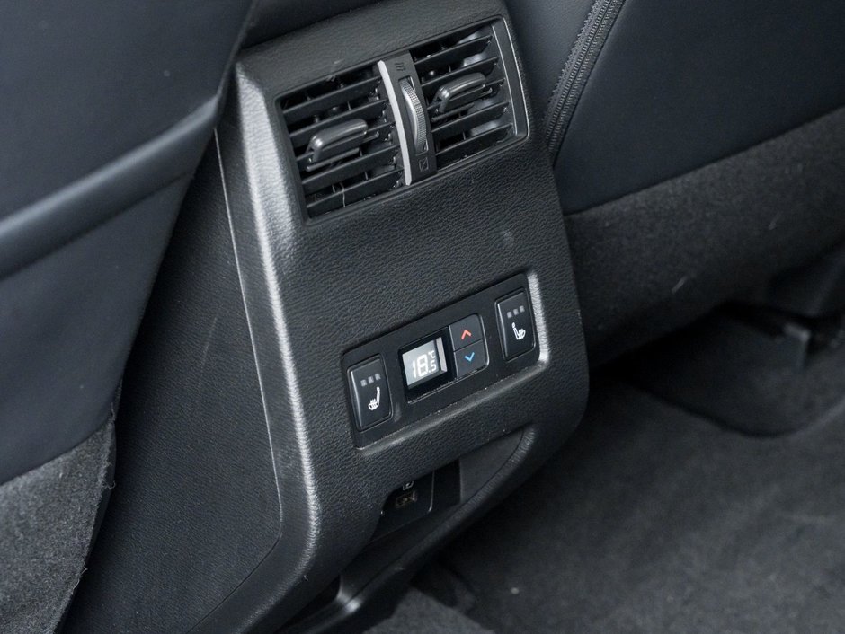 2024 Mitsubishi Outlander GT S-AWC-23