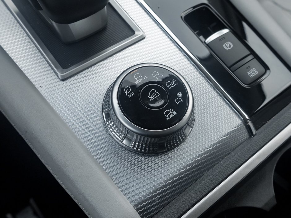 2024 Mitsubishi Outlander GT S-AWC-18