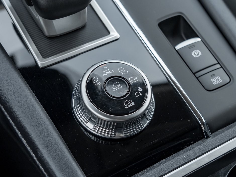 2024 Mitsubishi Outlander SE S-AWC-12