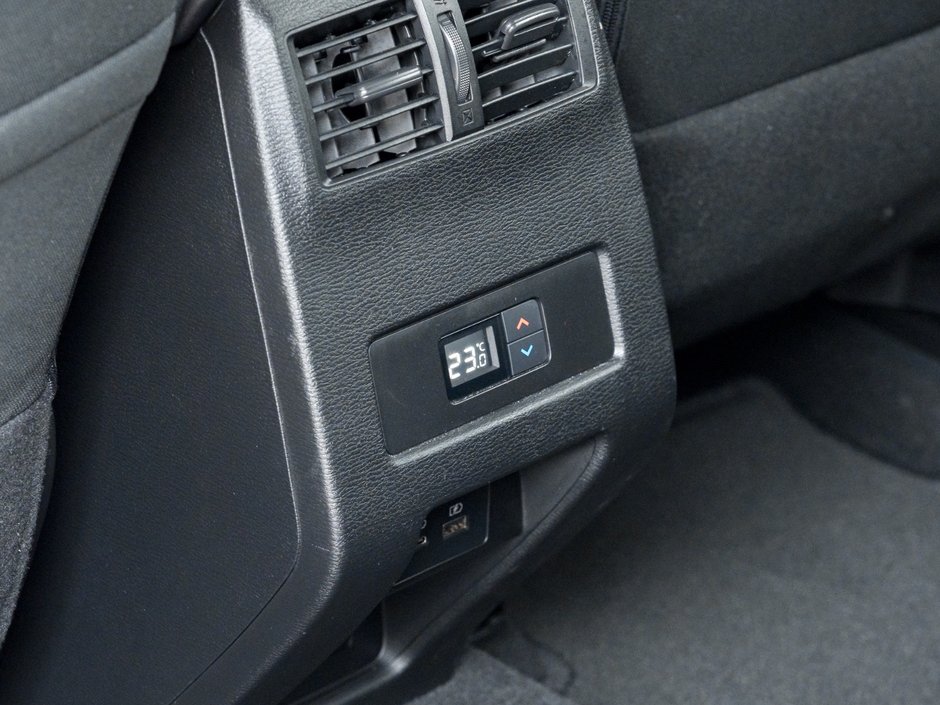 2024 Mitsubishi Outlander SE S-AWC-21