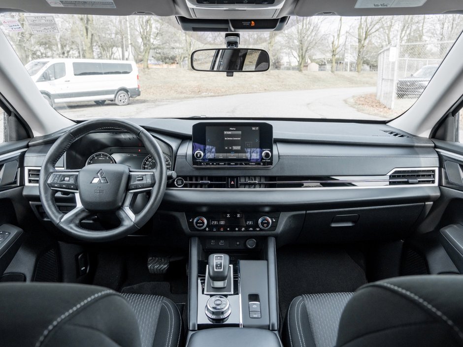 2024 Mitsubishi Outlander SE S-AWC-22