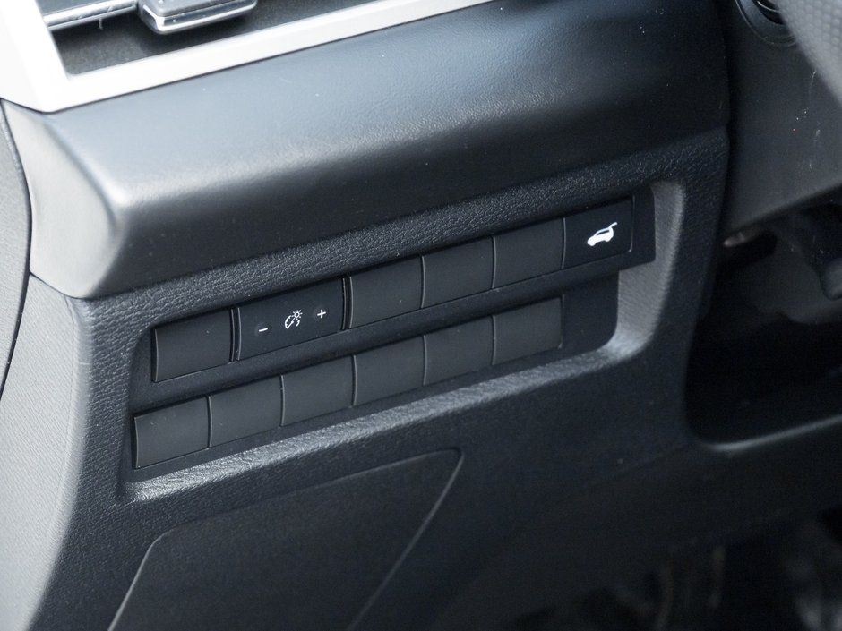 2024 Mitsubishi Outlander SE S-AWC-12