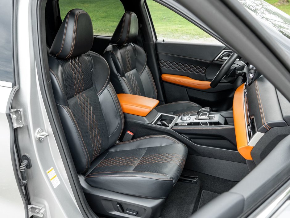 2024 Mitsubishi Outlander GT S-AWC-25