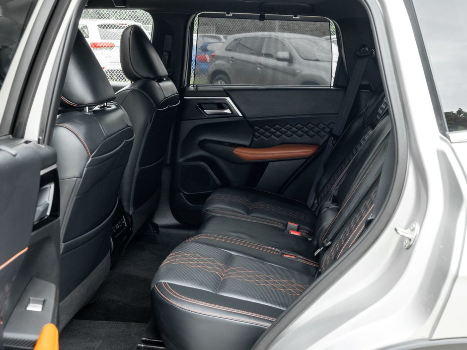 2024 Mitsubishi Outlander GT S-AWC-26