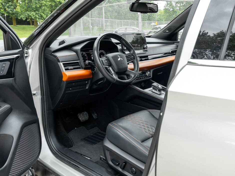 2024 Mitsubishi Outlander GT S-AWC-6