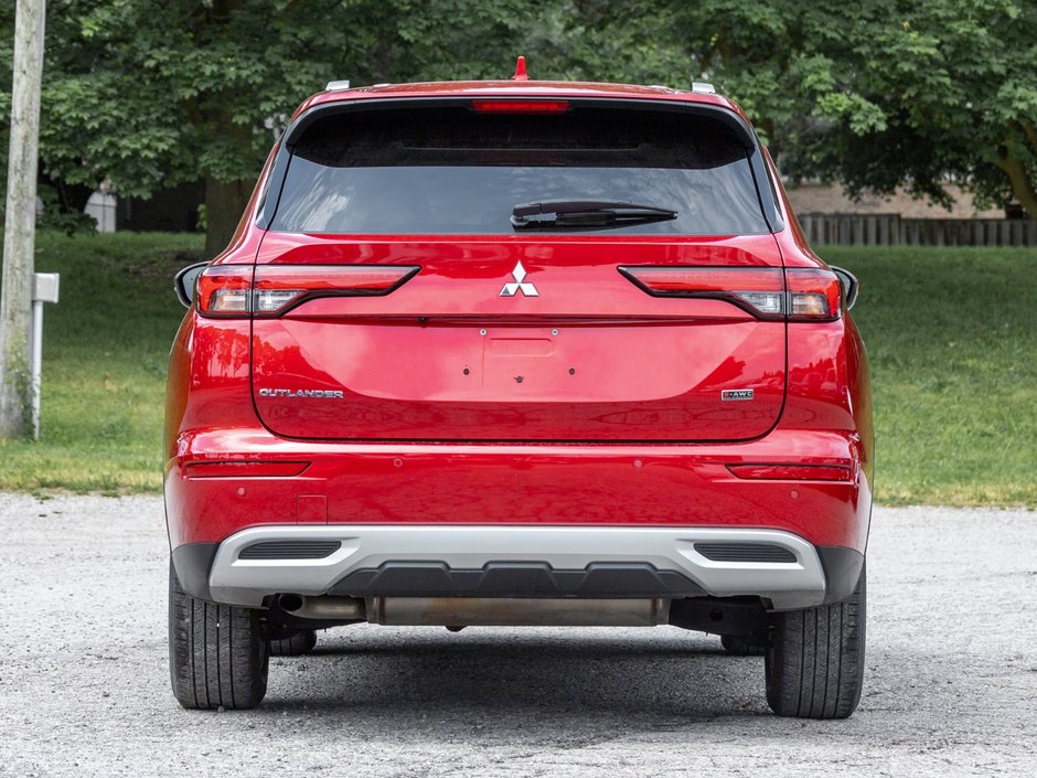 2024 Mitsubishi Outlander LE S-AWC-4