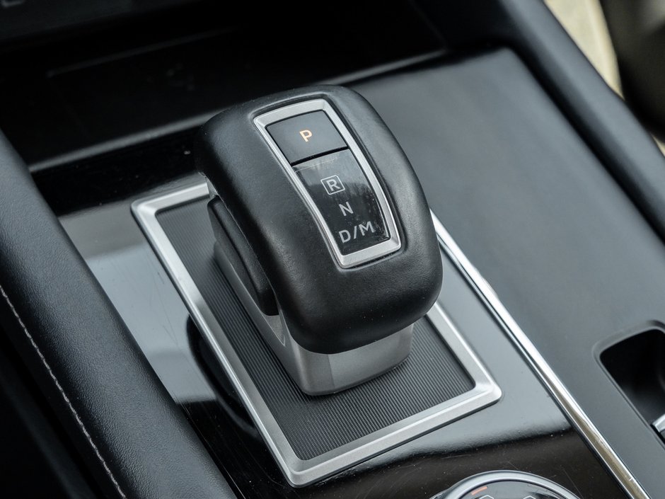 2024 Mitsubishi Outlander LE S-AWC-13