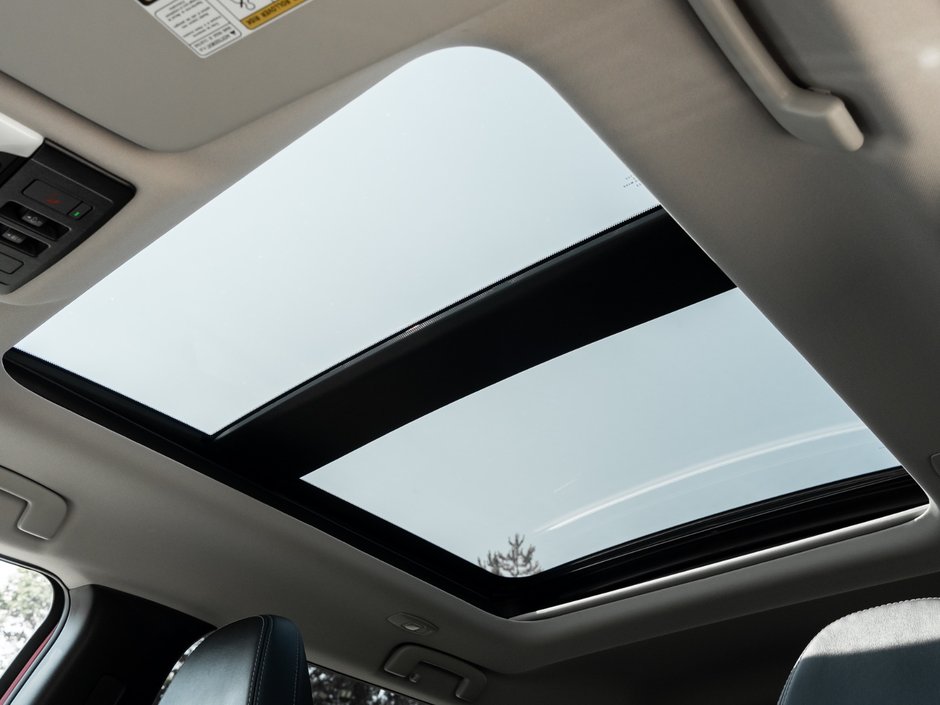 2024 Mitsubishi Outlander LE S-AWC-19