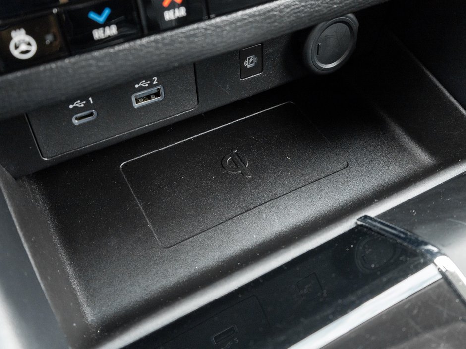 2024 Mitsubishi Outlander LE S-AWC-17