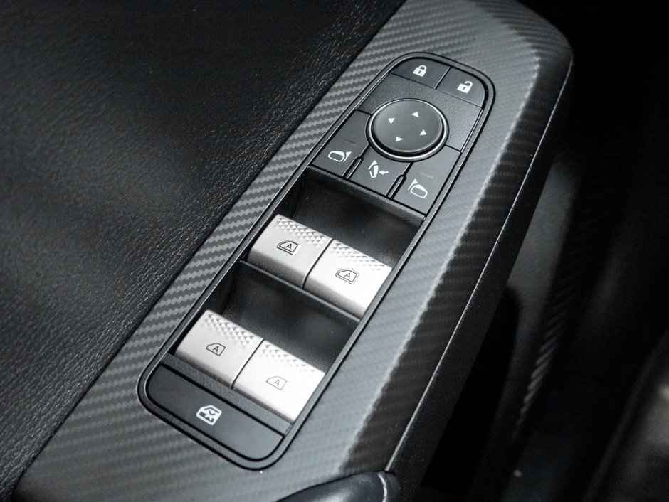 2024 Mitsubishi Outlander SE S-AWC-8