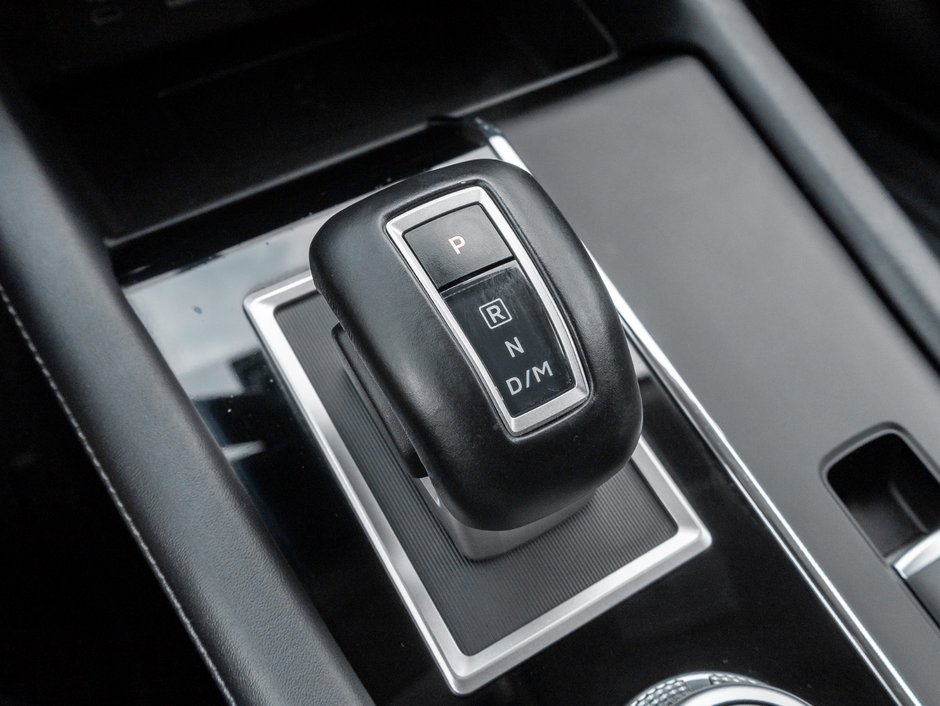 2024 Mitsubishi Outlander SE S-AWC-10