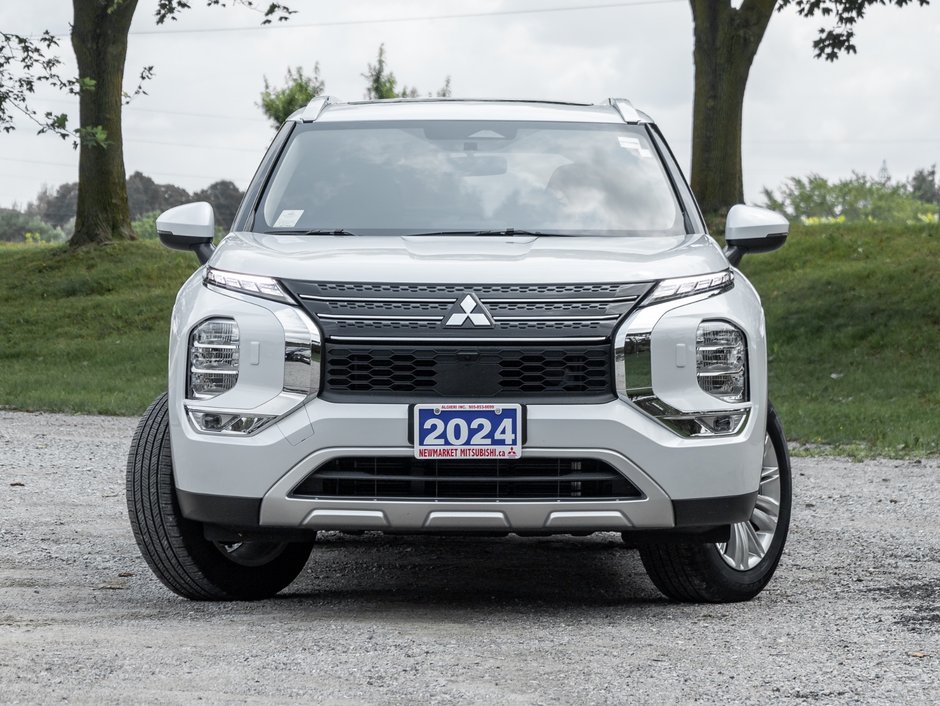 2024 Mitsubishi Outlander SE S-AWC-1