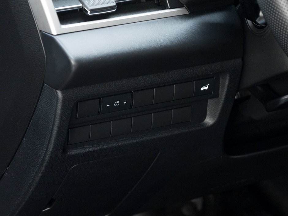 2024 Mitsubishi Outlander SE S-AWC-12