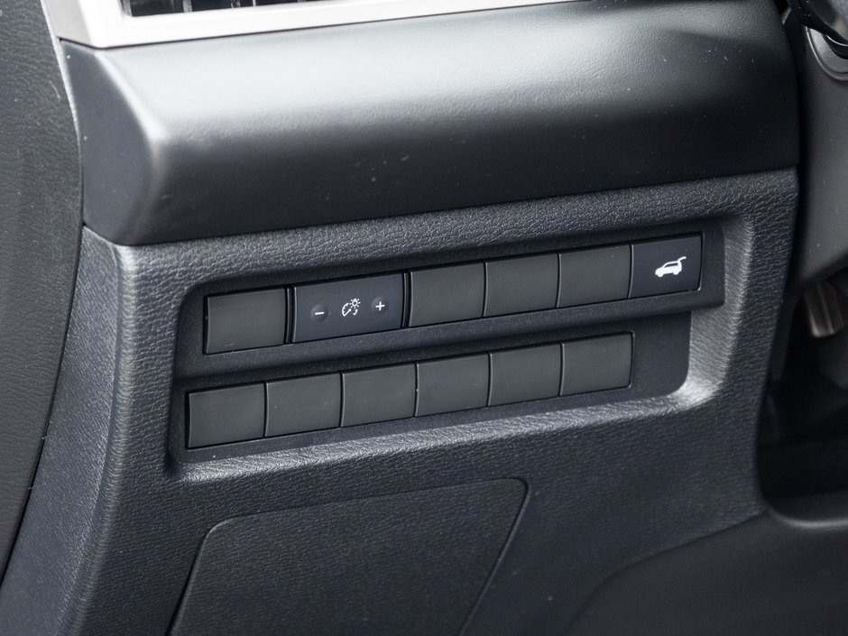 2024 Mitsubishi Outlander SE S-AWC-13