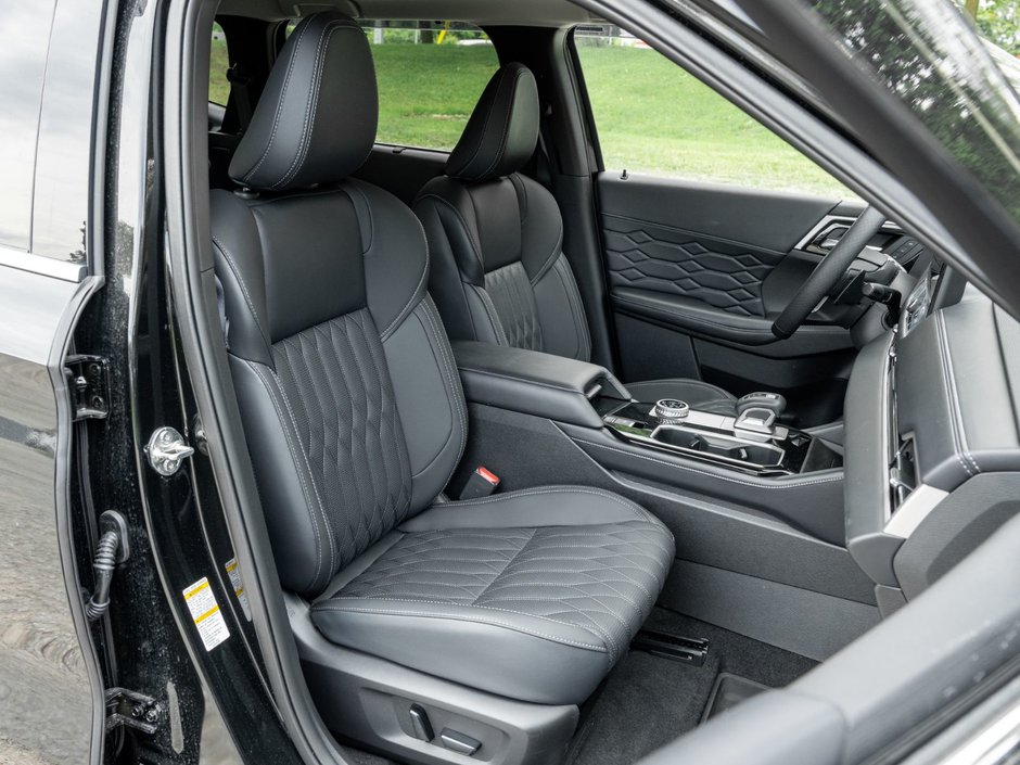 2025 Mitsubishi Outlander GT S-AWC-25