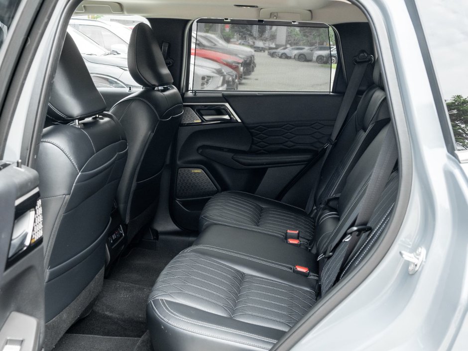 2025 Mitsubishi Outlander GT S-AWC-27