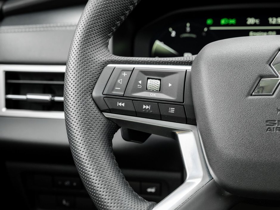 2025 Mitsubishi Outlander GT S-AWC-8
