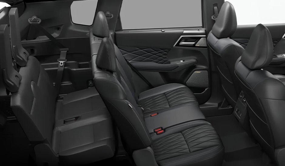 2026 Mitsubishi Outlander GT NOIR S-AWC-3