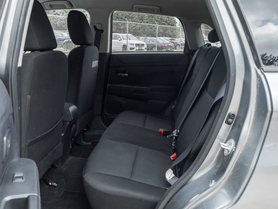 2011 Mitsubishi RVR ES 2WD 5sp-19