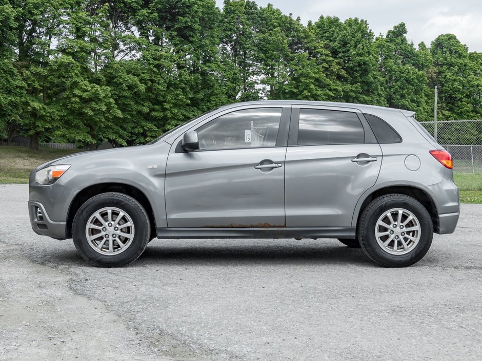 2011 Mitsubishi RVR ES 2WD 5sp-2