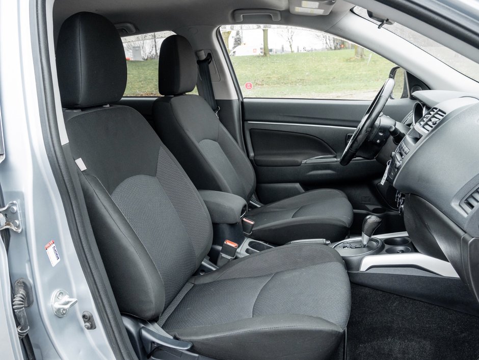2012 Mitsubishi RVR SE 4WD CVT-18