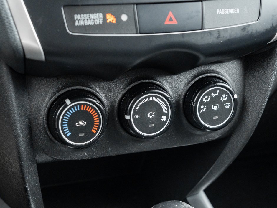 2012 Mitsubishi RVR SE 4WD CVT-16