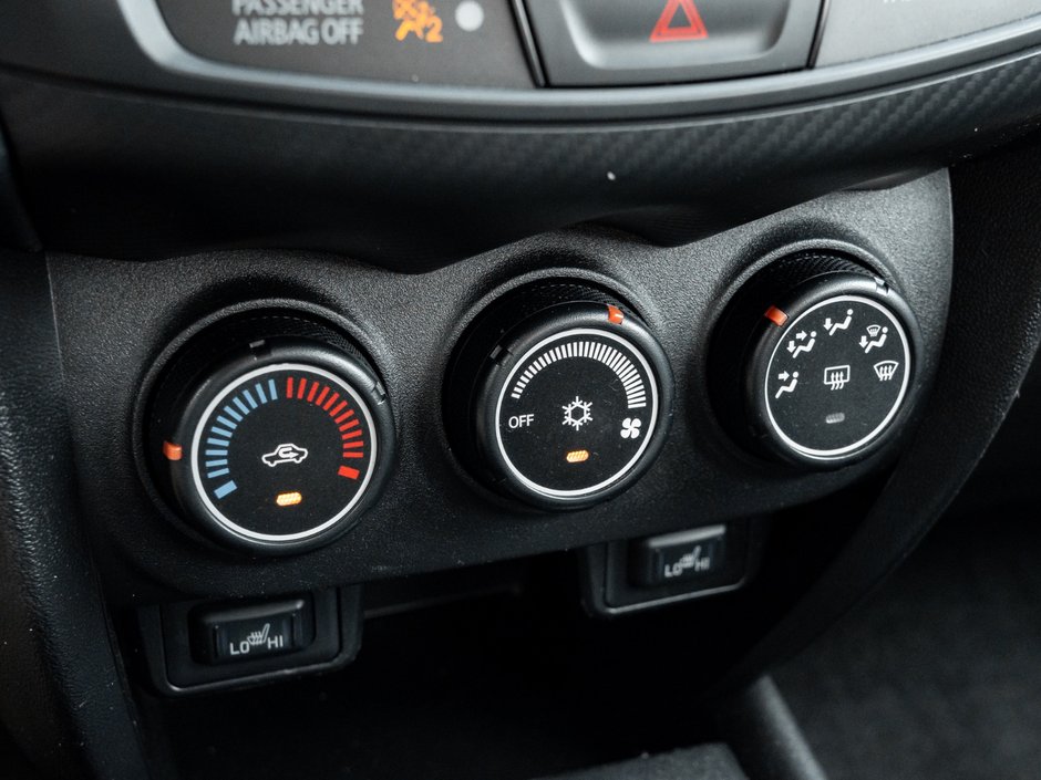 2015 Mitsubishi RVR 2WD ES - 5MT-14