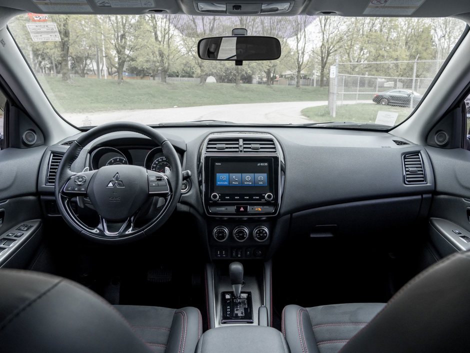 2020 Mitsubishi RVR 2.4L SEL AWC - CVT-19