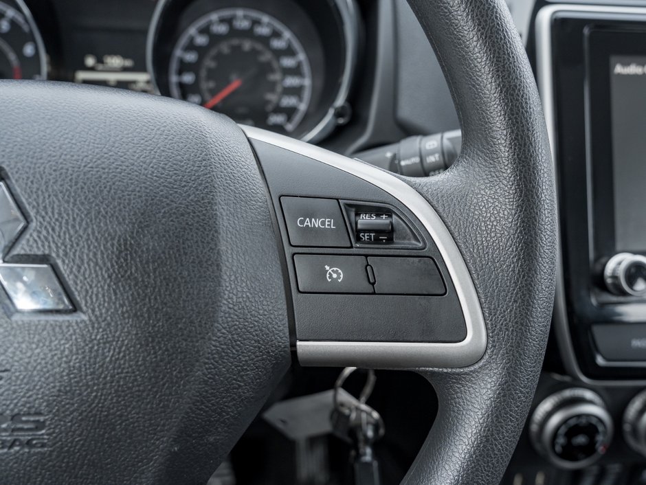 2022 Mitsubishi RVR ES FWD - CVT-9