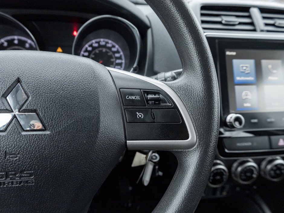 2022 Mitsubishi RVR ES FWD - CVT-9