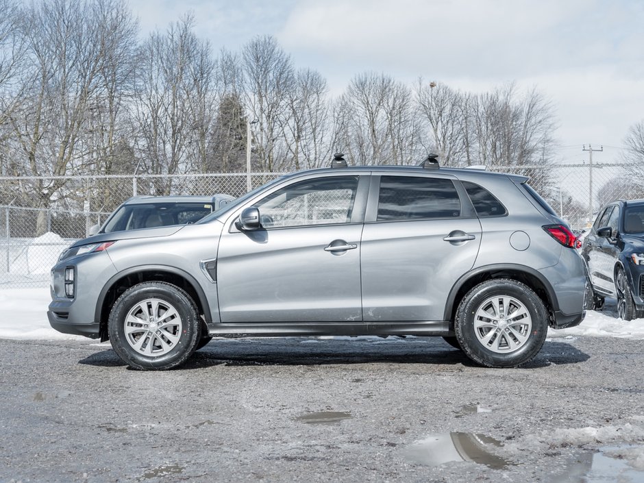 2023 Mitsubishi RVR SE FWD - CVT-2