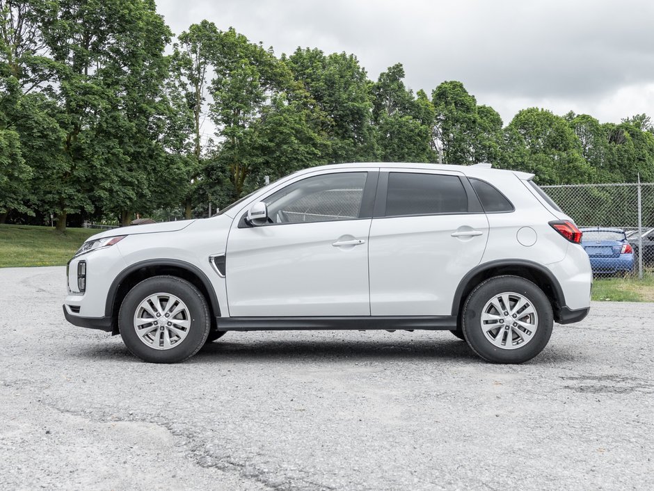 2023 Mitsubishi RVR 2.4L SE AWC - CVT-2