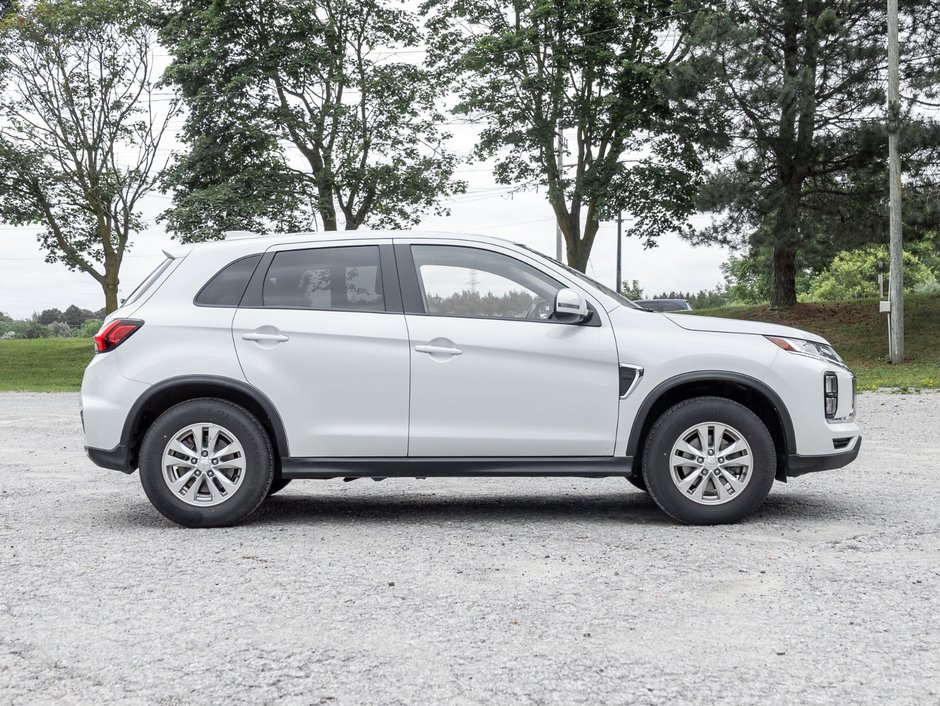 2023 Mitsubishi RVR 2.4L SE AWC - CVT-4