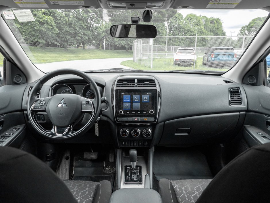 2023 Mitsubishi RVR 2.4L SE AWC - CVT-19
