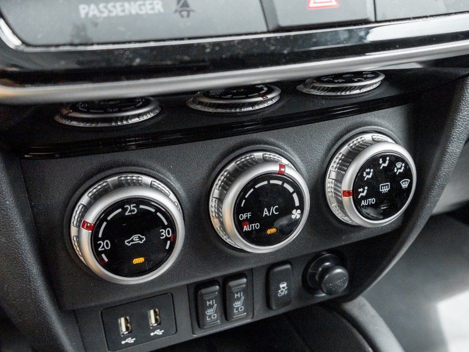 2023 Mitsubishi RVR 2.4L SE AWC - CVT-14