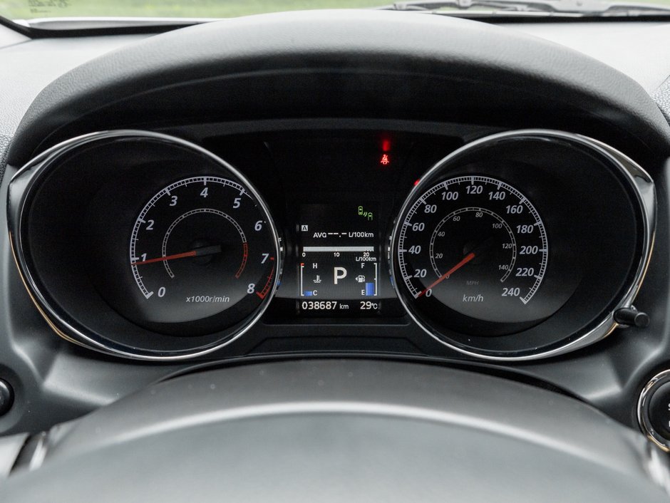 2023 Mitsubishi RVR 2.4L SEL AWC - CVT-8