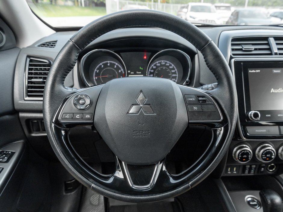 2023 Mitsubishi RVR 2.4L SEL AWC - CVT-7