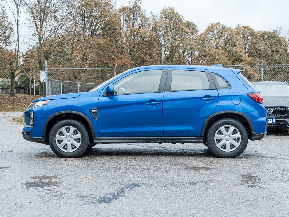 2024 Mitsubishi RVR ES FWD-2