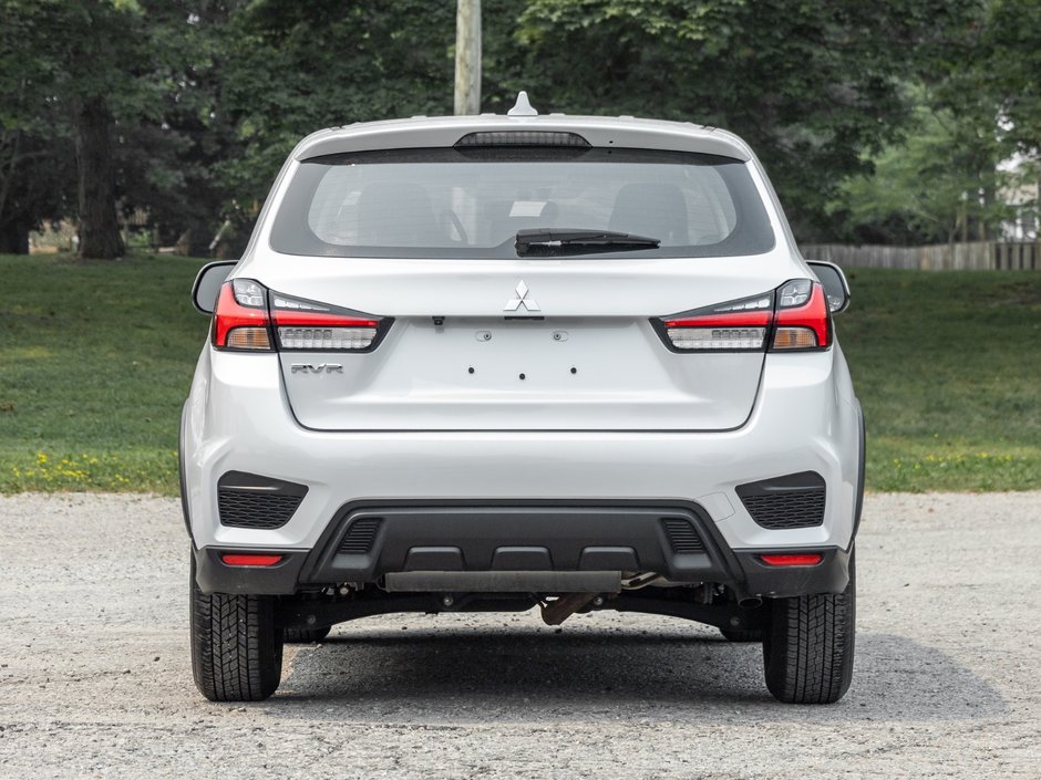2024 Mitsubishi RVR ES FWD-5