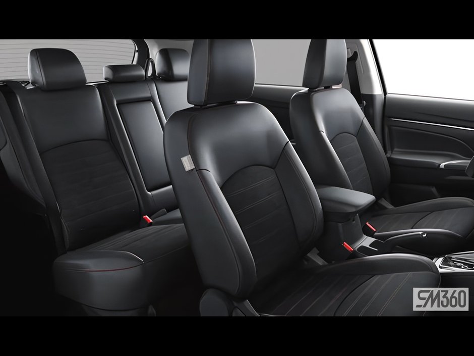 2025 Mitsubishi RVR NOIR AWC-4