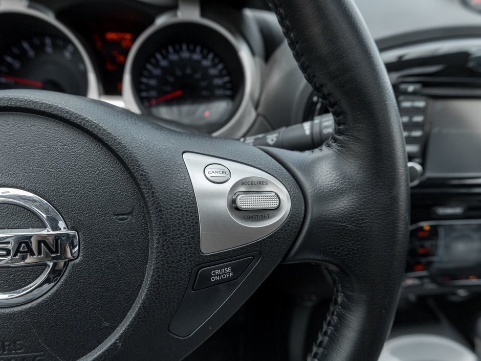 2015 Nissan Juke SL AWD CVT-9